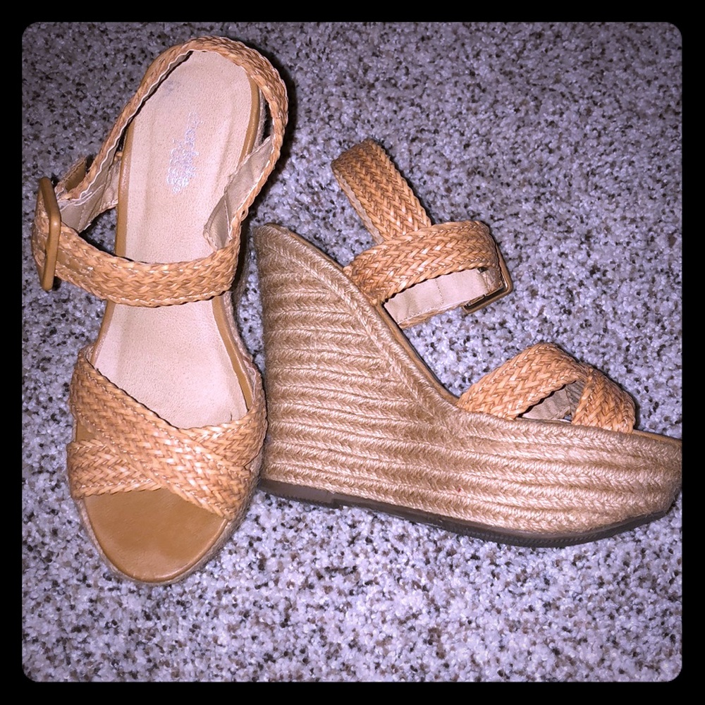 Wedge sandals